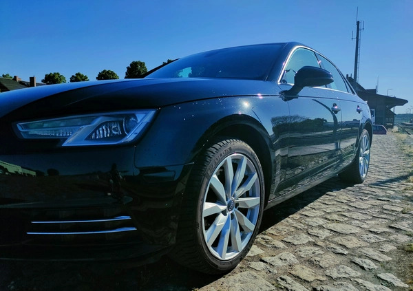 Audi A4 cena 83999 przebieg: 124000, rok produkcji 2016 z Wielichowo małe 121